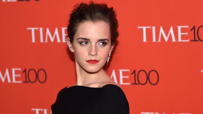 Emma Watson prende lezioni di autodifesa pr promuovere il progetto SheFighter, dedicato alle donne vittime di abusi domestici Emma Watson all'evento The 100 Most Influential People organizzato dalla rivista Time