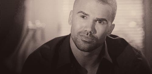 15 motivi per cui amiamo Derek Morgan - 9