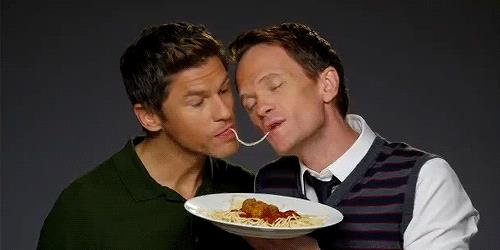 How I Met Your Mother: quante curiosità conosci sulla serie? Scooter è il marito nella vita reale di Neil Patrick Harris