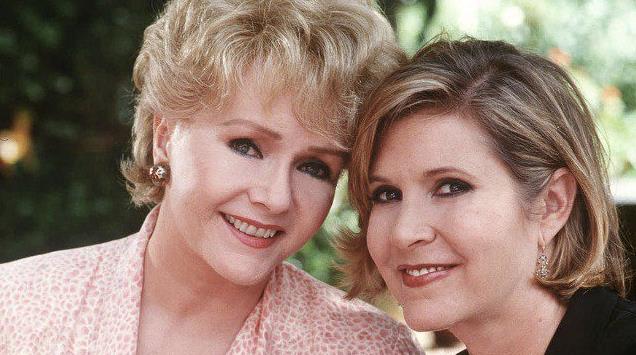 Il tributo a Carrie Fosher e Debbie Reynolds Un primo piano di Carrie Fosher e Debbie Reynolds