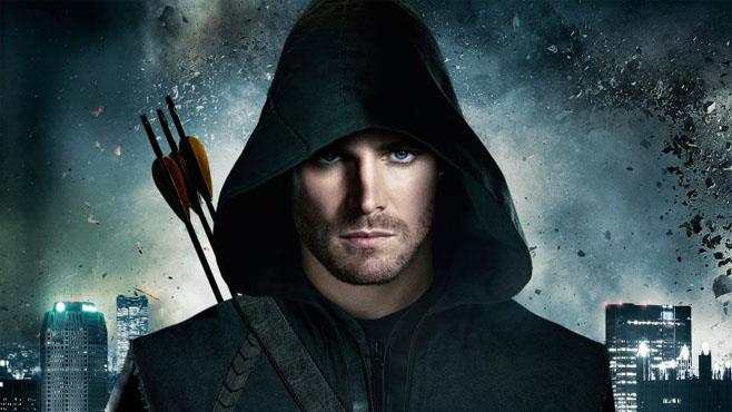 L'attore Stephen Amell è Oliver Queen nella serie tv Arrow Stephen Amell nei panni di Oliver Queen