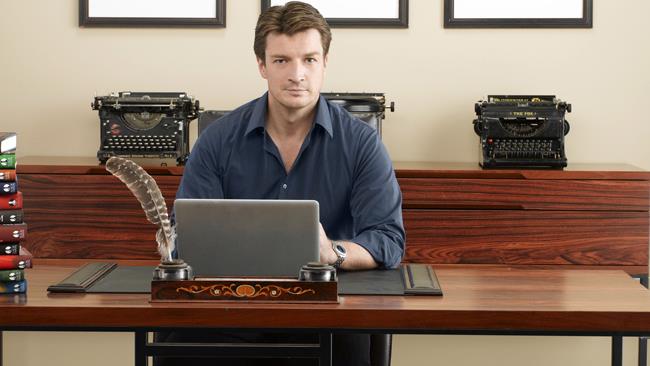 L'attore Nathan Fillion di Castle tornerà a fare il detective L'attore Nathan Fillion di Castle