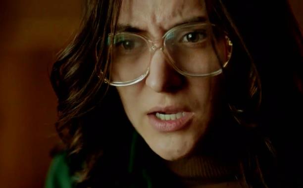 Zelda Williams è una rapitrice seriale nel film Girl in the Box Zelda Williams figlia di Robin Williams