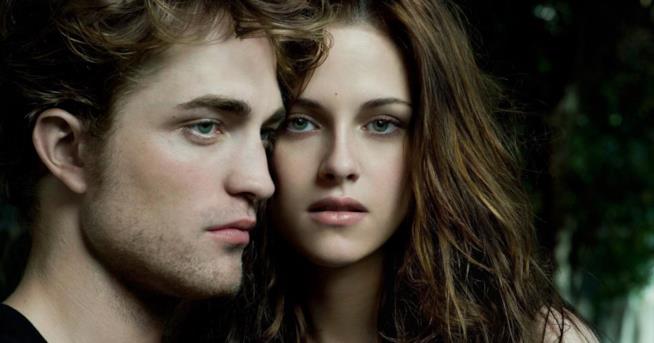 Kristen Stewart e Robert Pattinson nel prossimo Twilight Un primo piano di Kristen Stewart e Robert Pattinson
