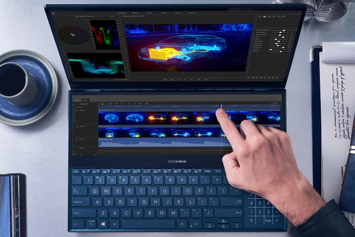 Lo ScreenPad Plus di ZenBook Pro Duo supporta gli input touch Immagine promozionale di Asus ZenBook Pro Duo