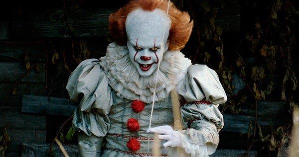 Bill Skarsgård nei panni di Pennywise Pennywise, Bill Skarsgård