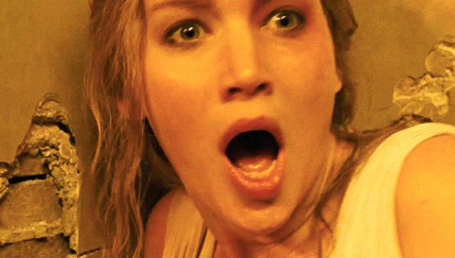 Paramont difende il film di Darren Aronofsky madre! dalle critiche negative Jennifer Lawrence in una scena del film madre! di Darren Aronofsky