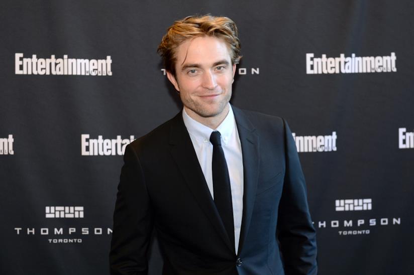 Robert Pattinson non ha idea di come abbia fatto ad ottenere il ruolo di Batman Un'immagine dell'attore Robert Pattinson