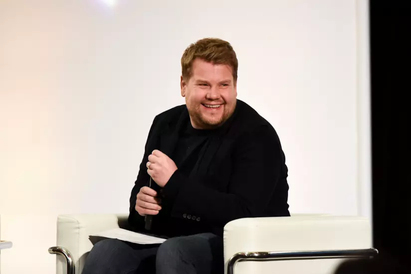 James Corden è tutti noi mentre si allena con Mark Wahlberg alle 4 del mattino James Corden durante la State Of The Entertainment Industry Conference