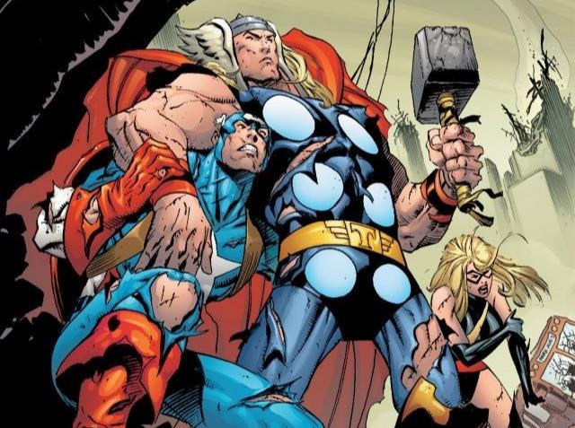 Warbird, Binary, Ms. Marvel e Capitan Marvel, tutte le identità di Carol Danvers Dettaglio della cover di Avengers Assemble Vol. 5