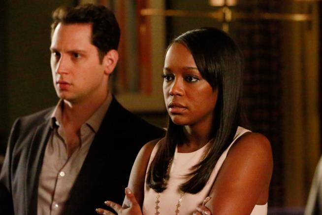 Asher e Michaela in Le Regole del Delitto Perfetto Matt McGorry e Aja Naomi King in Le Regole del Delitto Perfetto