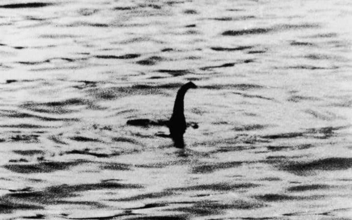 La foto di Nessie attribuita a Robert Kenneth Wilson La famosa foto del chirurgo