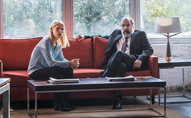 In arrivo la stagione 6 di Homeland in Home Video Carrie e Saul in una scena della sesta stagione di Homeland