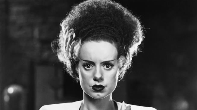 Il remake di La moglie di Frankenstein in arrivo nel 2018 Elsa Lanchester in primo piano come la Moglie di Frankenstein