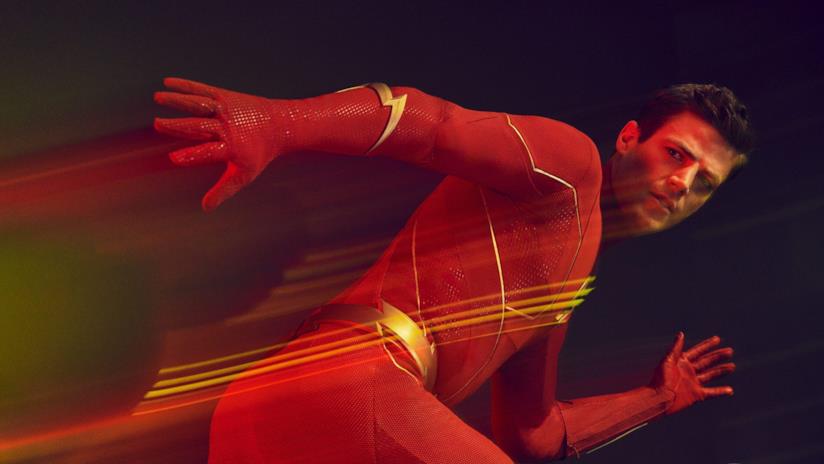 The Flash, preparatevi alla sesta stagione con tutti i trailer The Flash mentre corre