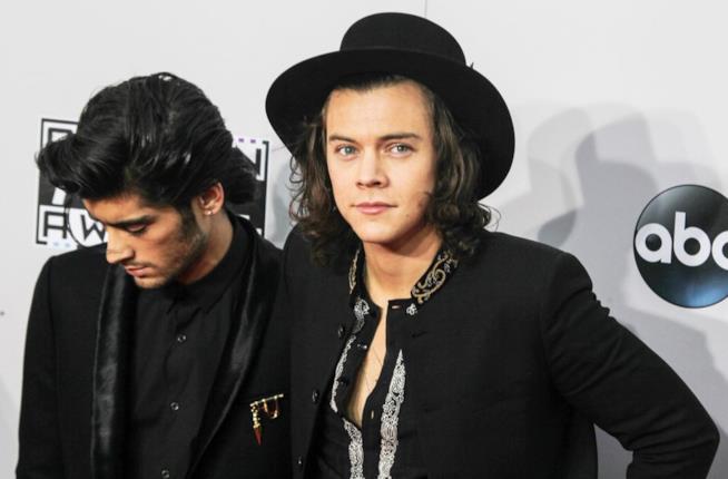 Harry Styles è arrabbiato con Zayn Malik Primo piano di Harry Styles e Zayn Malik
