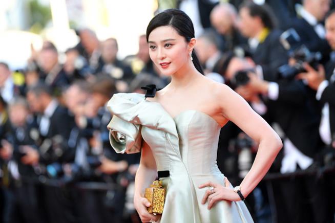 Fan Bingbing scompare dopo le accuse di evasione fiscale Fan Bingbing