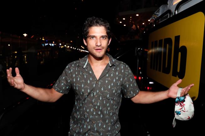 Tyler Posey fa un finto coming out e poi chiede scusa Tyler Posey a San Diego