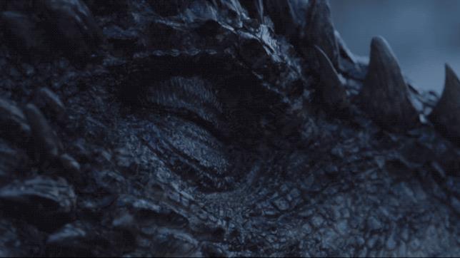 Viserion ora fa parte degli Estranei Un'immagine animata del ritorno del drago Viserion tra i vivi