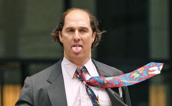 Matthew McConaughey in Gold Matthew McConaughey in una scena del film Gold
