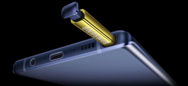 Samsung brevetta la fotocamera con zoom ottico nella S Pen Immagine stampa del Samsung Galaxy Note 9