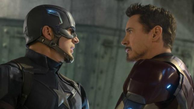 I protagonisti in una scena del film Captain America e Iron Man in una scena di Civil War