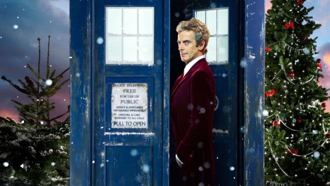 Regali di Natale per fan serie TV Peter Capaldi davanti al Tardis