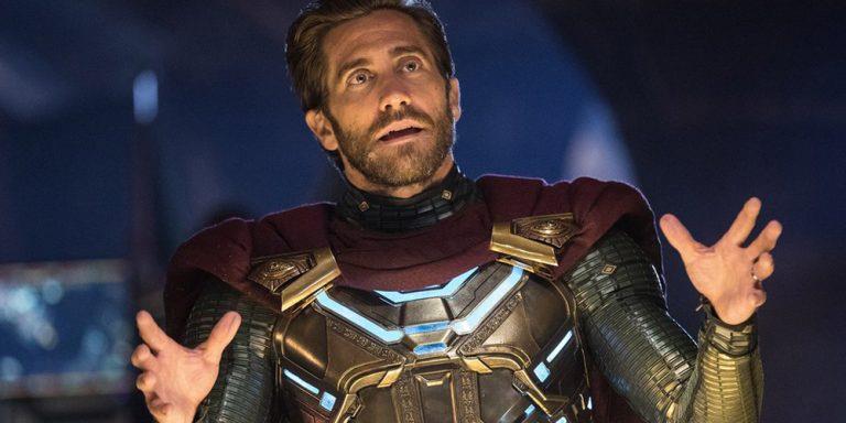 spider man far from home mysterio Primo piano di Quentin Bekc / Mysterio in una scena di Spider-Man: Far From Home