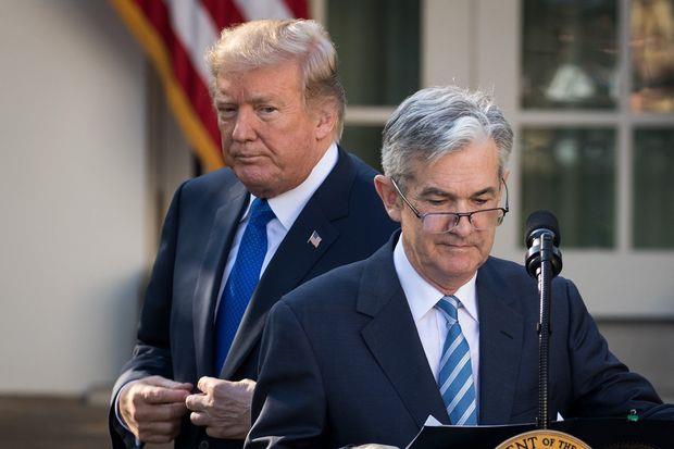 Dopo il Presidente Trump, anche la US Federal Reserve contro Facebook Libra Jerome Powell in primo piano, alle sue spalle il Presidente Donald Trump