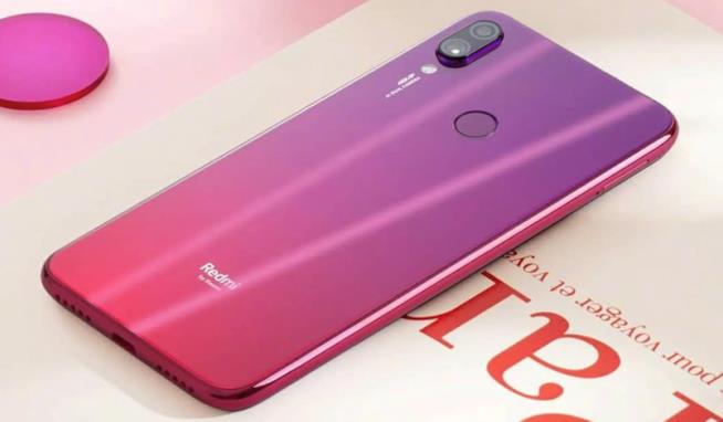 Xiaomi annuncia il Redmi Note 7: meno di 200 euro e fotocamera da 48MP Immagine stampa del Redmi Note 7