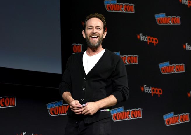 Luke Perry ricoverato in ospedale Luke Perry durante il New York Comic Con