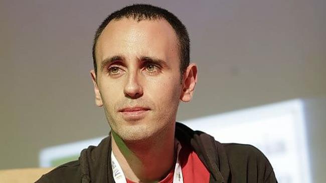 Perché Facebook oscura la pagina di Zerocalcare Zerocalcare