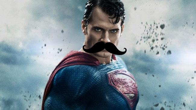 Henry Cavill dice addio ai suoi baffi Superman con dei finti baffi photoshoppati
