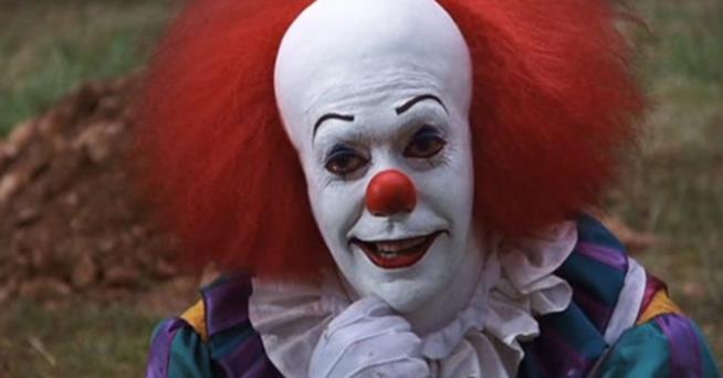 i produttori di IT negano coinvolgimenti negli avvistamenti dei clown negli USA Pennywise, il pagliaccio di IT