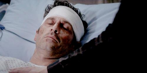 6 pensieri che facciamo quando guardiamo Grey’s Anatomy - 6