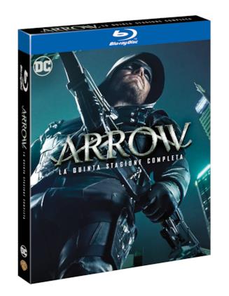 Arrow stagione 5 in Blu-ray La confezione della quinta stagione di Arrow in Blu-ray