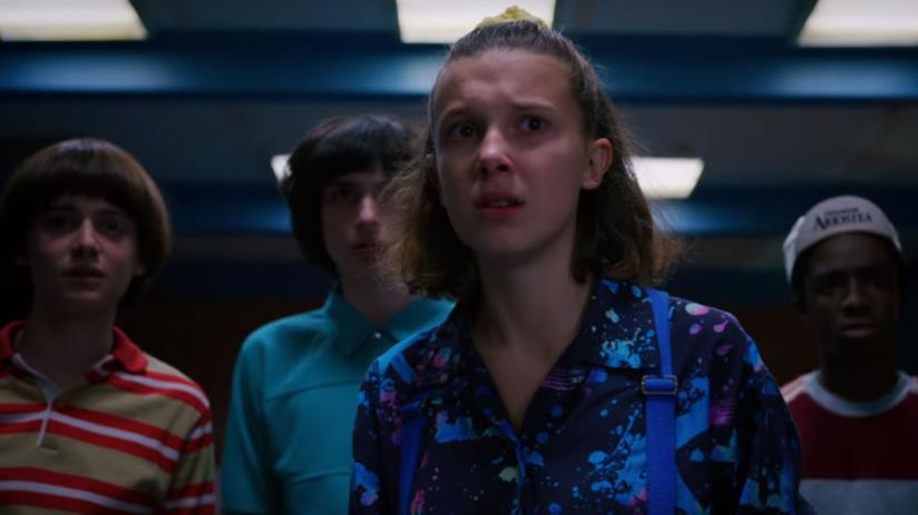 Stranger Things è stata rinnovata e le riprese partiranno da ottobre? Millie Bobby Brown e il resto del cast in Stranger Things 3