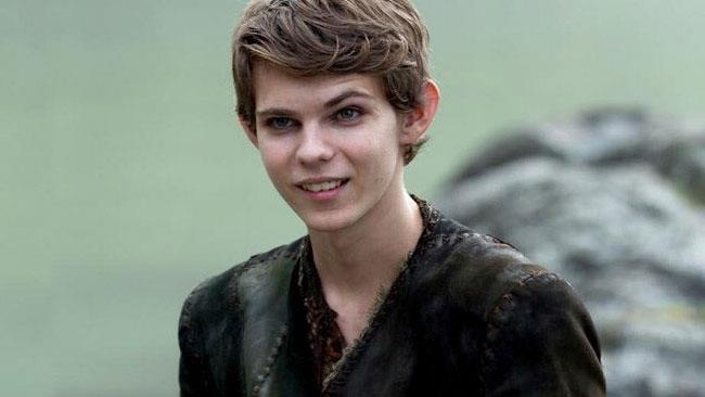 Robbie Kay OUAT Robbie Kay torna nella quinta stagione di C'era una Volta
