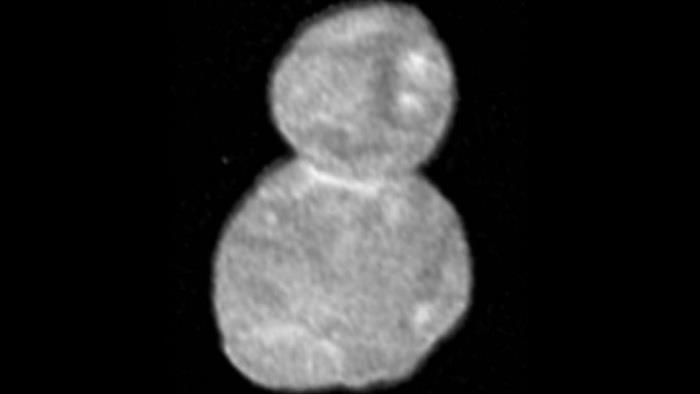 Ultima Thule, corpo celeste più lontano mai scoperto, somiglia a un pupazzo di neve Un'immagine di Ultima Thule, corpo celeste più lontano dalla Terra