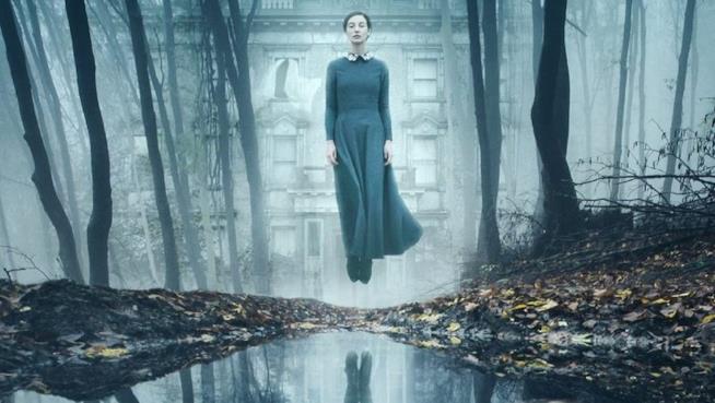 La recensione del horror irlandese The Lodgers - Non infrangere le regole Un dettaglio dalla locandina di The Lodgers - Non infrangere le regole, la recensione