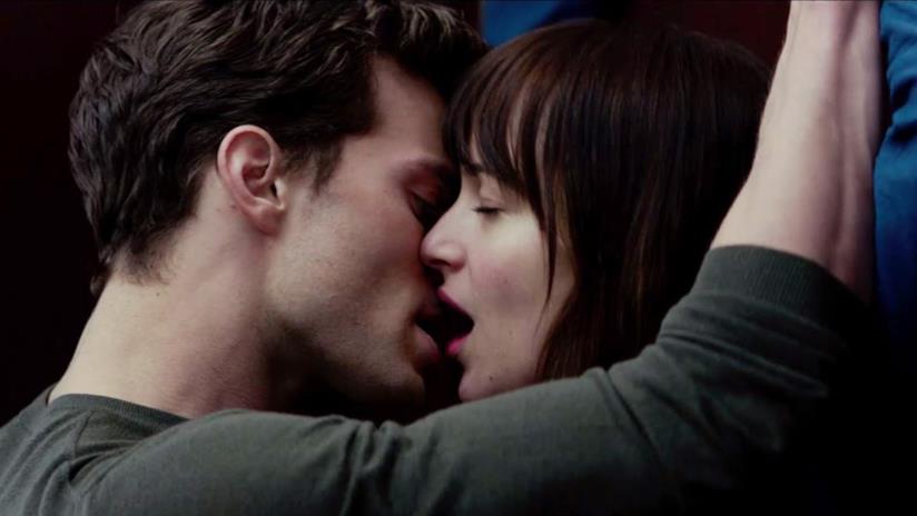 Jamie Dornan svela un retroscena di 50 sfumature di rosso Jamie Dornan in 50 sfumature con Dakota Johnson