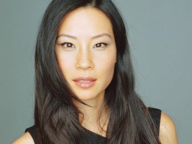 Lucy Liu regista di un episodio di Graceland