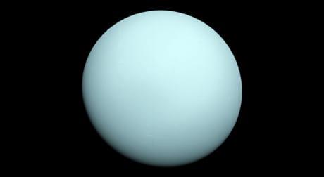 Una ripresa di Urano direttamente da Voyager 2 Una ripresa di Urano effettuata dalla sonda Voyager 2