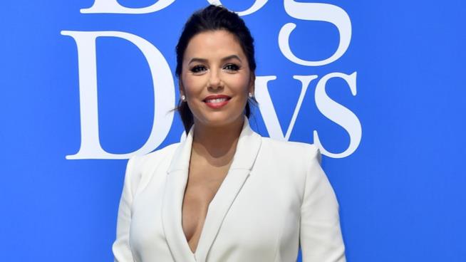 Dora l'esploratrice, Eva Longoria sarà la madre della protagonista nel film live-action Eva Longoria sul red carpet