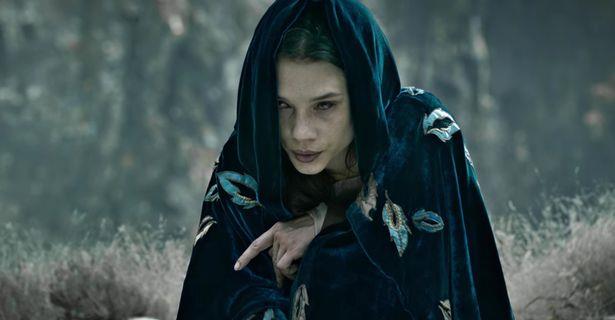 King Arthur, Artù torna al cinema con Guy Ritchie King Arthur, la recensione del nuovo film di Guy Ritchie
