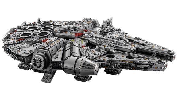 Esterno del set LEGO Millennium Falcon Visione esterna del set LEGO Millennium Falcon