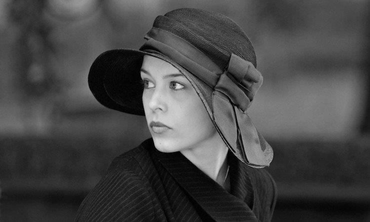 Frantz, la recensione: Ozon ritrae la guerra e l'amore con Paula Beer Paula Beer in Frantz