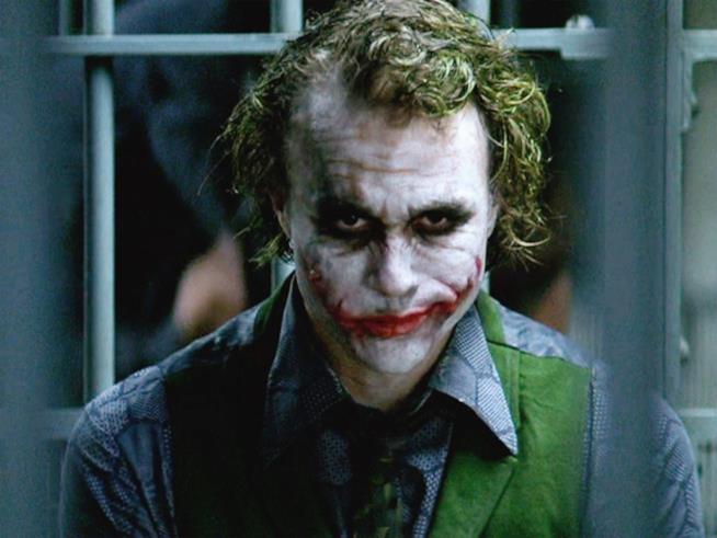 Heath Ledger non è morto a causa del suo Joker L'attore Heath Ledger nel makeup del Joker