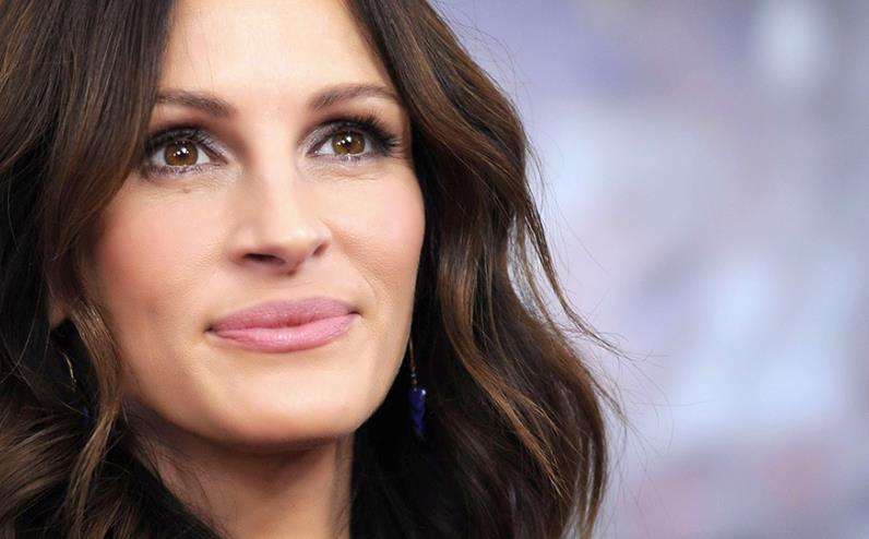Julia Roberts: la donna più bella del mondo del 2017 Un primo piano di Julia Roberts