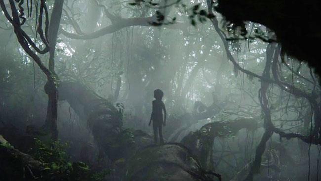 Mowgli, il nuovo film diretto da Andy Serkis Mowgli nella giungla che si guarda attorno